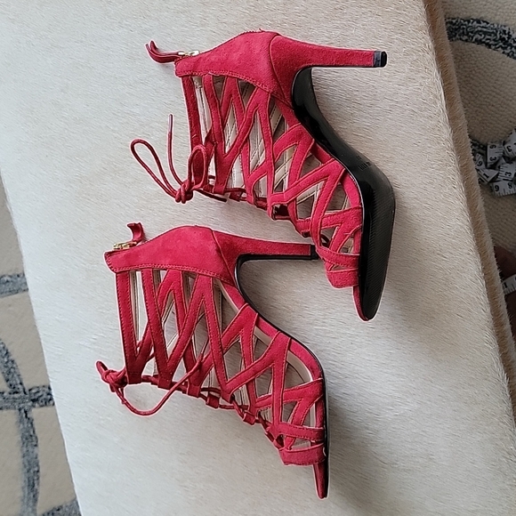 Nine West Red Suede Heels Size 6M - Picture 3 of 9